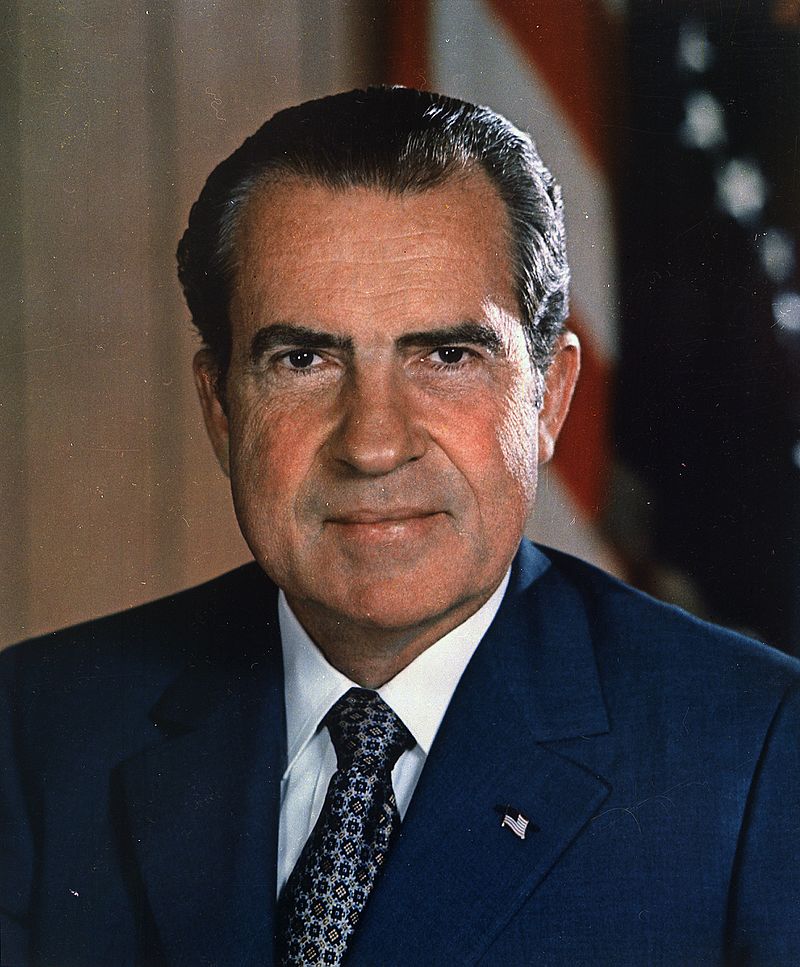 Richard_M__Nixon,_ca__1935_-_1982_-_NARA_-_530679.jpg